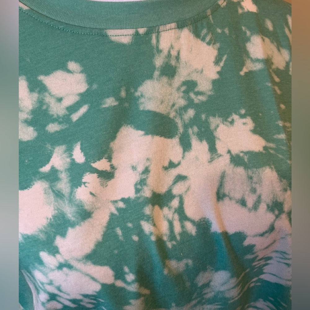 Fila Crop Tee XS NWT - Picture 2 of 10